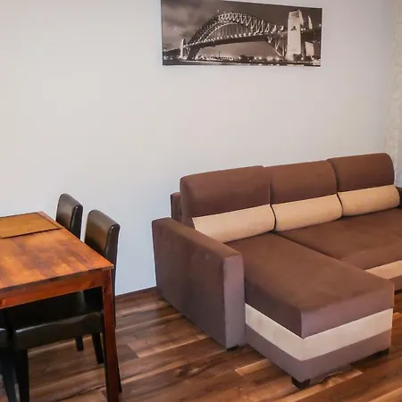 Apartament Z Ogródkiem W Parku Zdrojowym *